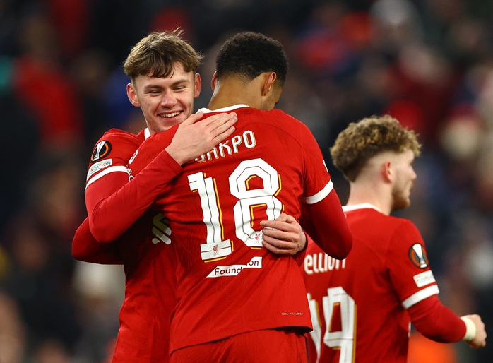 Salah ghi bàn thắng thứ 199, Liverpool vượt vòng bảng Europa League- Ảnh 4. Salah ghi bàn thắng thứ 199, Liverpool vượt vòng bảng Europa League- Ảnh 4.