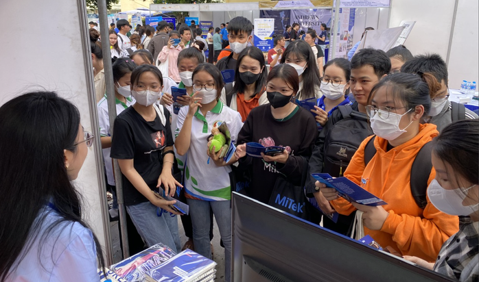 Nguy cơ thiếu hụt nhân lực ngành tài nguyên môi trường- Ảnh 1. Nguy cơ thiếu hụt nhân lực ngành tài nguyên môi trường- Ảnh 1.