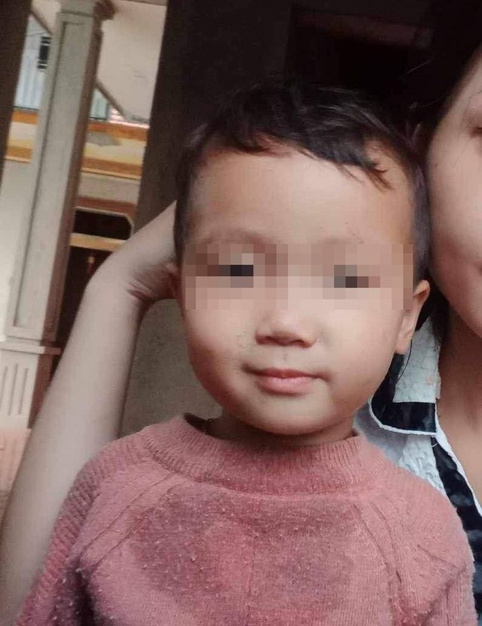 Vụ cháu bé 2 tuổi mất tích bí ẩn: Huy động chó nghiệp vụ tìm kiếm- Ảnh 1. Vụ cháu bé 2 tuổi mất tích bí ẩn: Huy động chó nghiệp vụ tìm kiếm- Ảnh 1.