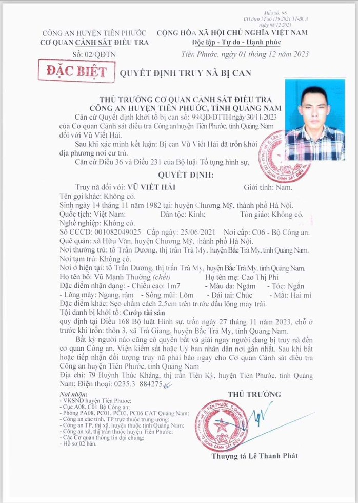 Truy nã kẻ kề liềm vào cổ, cướp tiền chủ cây xăng ở Quảng Nam- Ảnh 1. Truy nã kẻ kề liềm vào cổ, cướp tiền chủ cây xăng ở Quảng Nam- Ảnh 1.