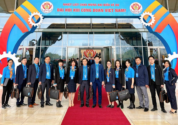 Đẩy mạnh phong trào lao động giỏi, lao động sáng tạo trong công chức viên chức- Ảnh 1. Đẩy mạnh phong trào lao động giỏi, lao động sáng tạo trong công chức viên chức- Ảnh 1.