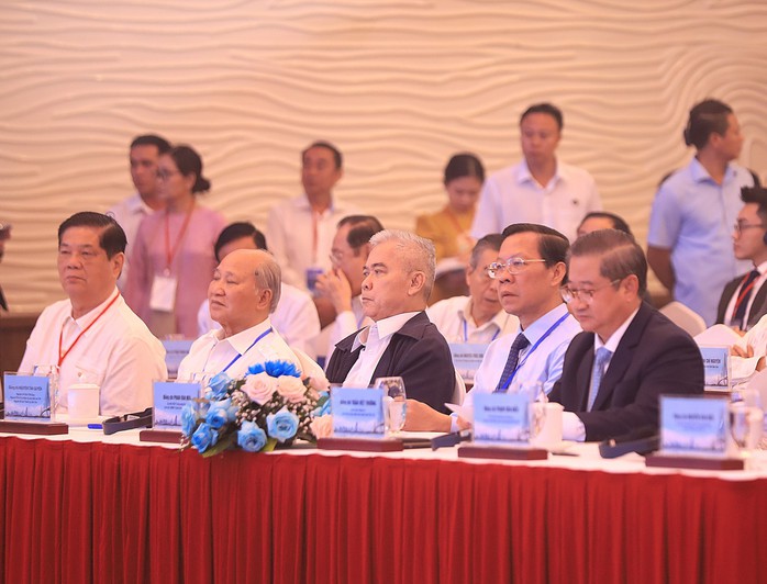Thủ tướng Phạm Minh Chính: "TP Cần Thơ dựa vào nội lực của mình là chính"- Ảnh 4. Thủ tướng Phạm Minh Chính: "TP Cần Thơ dựa vào nội lực của mình là chính"- Ảnh 4.