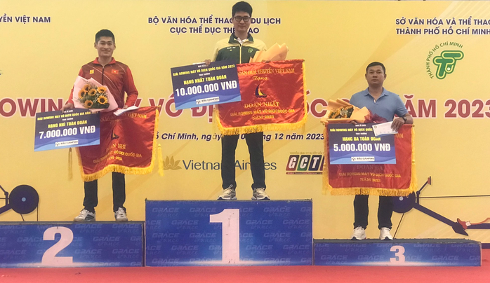 Đua thuyền máy trong nhà thi đấu: TP HCM xếp nhất toàn đoàn- Ảnh 5. Đua thuyền máy trong nhà thi đấu: TP HCM xếp nhất toàn đoàn- Ảnh 5.