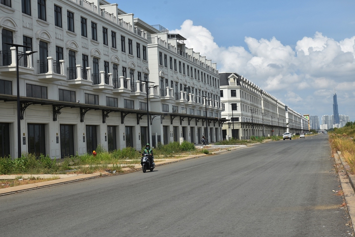 Giá nhà vẫn cao ngất ngưởng- Ảnh 1. Giá nhà vẫn cao ngất ngưởng- Ảnh 1.