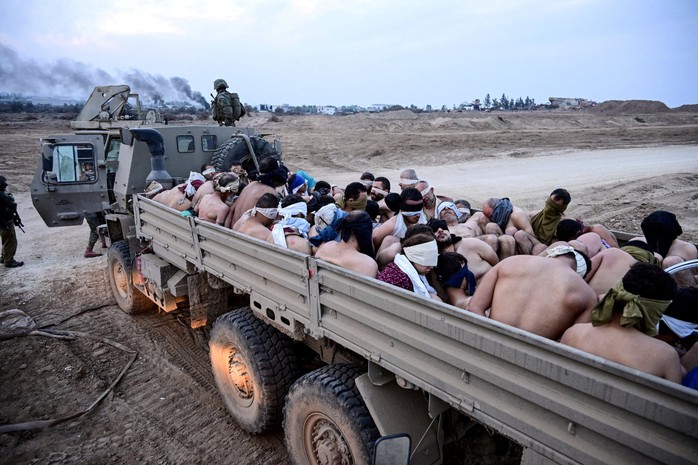 Thủ tướng Israel kêu gọi đầu hàng, Hamas cảnh báo sắc lạnh- Ảnh 3. Thủ tướng Israel kêu gọi đầu hàng, Hamas cảnh báo sắc lạnh- Ảnh 3.