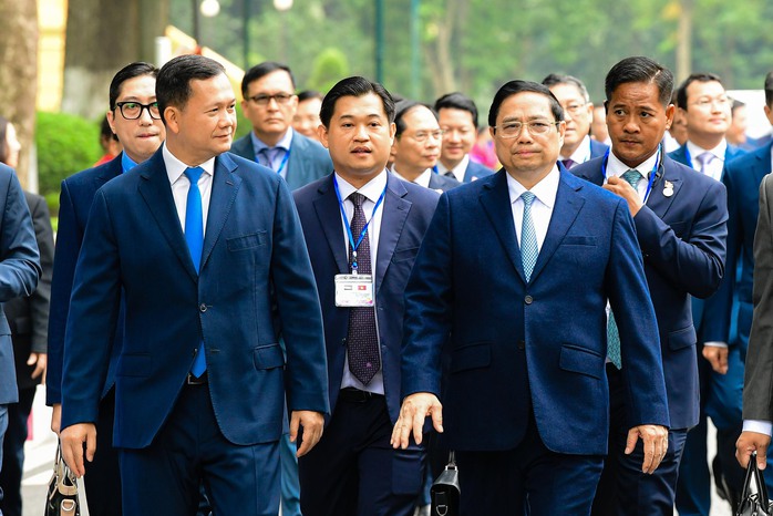 Cận cảnh Thủ tướng Phạm Minh Chính chủ trì lễ đón Thủ tướng Campuchia Hun Manet- Ảnh 17. Cận cảnh Thủ tướng Phạm Minh Chính chủ trì lễ đón Thủ tướng Campuchia Hun Manet- Ảnh 17.
