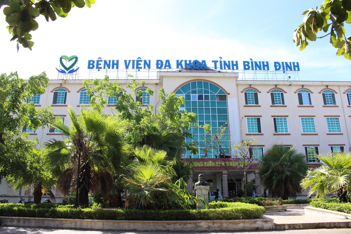 Một bé trai ở Bình Định bị thương nặng do nổ pin- Ảnh 1. Một bé trai ở Bình Định bị thương nặng do nổ pin- Ảnh 1.