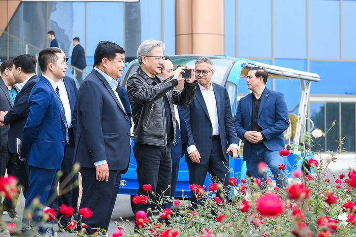 Chủ tịch Tập đoàn NVIDIA: Cam kết để Việt Nam trở thành quê hương thứ hai- Ảnh 5. Chủ tịch Tập đoàn NVIDIA: Cam kết để Việt Nam trở thành quê hương thứ hai- Ảnh 5.