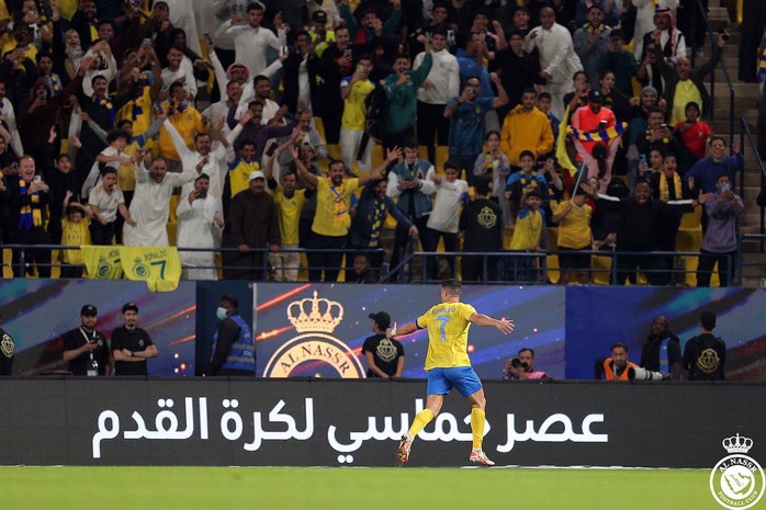 Ronaldo tái lập cột mốc quan trọng trong đại tiệc bàn thắng của Al-Nassr- Ảnh 1. Ronaldo tái lập cột mốc quan trọng trong đại tiệc bàn thắng của Al-Nassr- Ảnh 1.