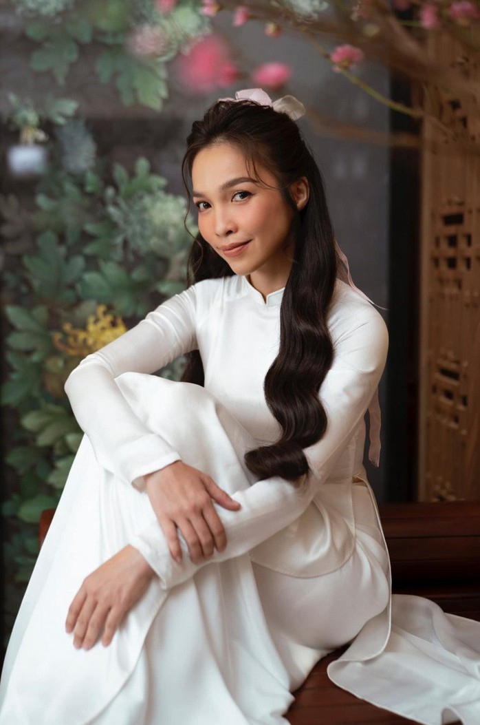Vang mãi bài ca chiến sĩ
- Ảnh 2. Vang mãi bài ca chiến sĩ
- Ảnh 2.