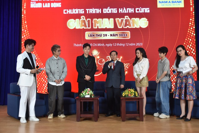 Sôi nổi chương trình Đồng hành cùng Giải Mai vàng lần thứ 29-2023 hạng mục Ca nhạc
- Ảnh 9. Sôi nổi chương trình Đồng hành cùng Giải Mai vàng lần thứ 29-2023 hạng mục Ca nhạc
- Ảnh 9.