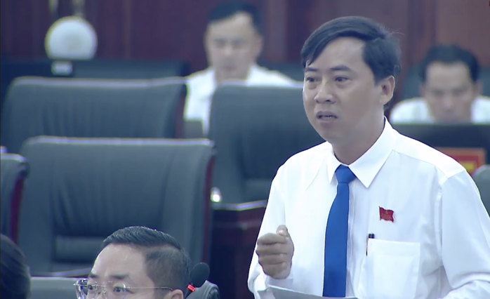 Đại biểu HĐND TP Đà Nẵng "mổ xẻ" chuyện cán bộ sợ sai- Ảnh 1. Đại biểu HĐND TP Đà Nẵng "mổ xẻ" chuyện cán bộ sợ sai- Ảnh 1.