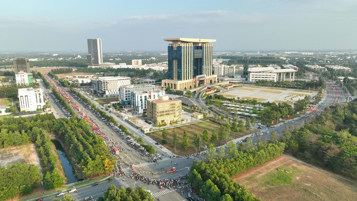Bộ trưởng Nguyễn Thanh Nghị: Cần hình thành chuỗi đô thị dịch vụ theo mô hình TOD tại Bình Dương- Ảnh 3. Bộ trưởng Nguyễn Thanh Nghị: Cần hình thành chuỗi đô thị dịch vụ theo mô hình TOD tại Bình Dương- Ảnh 3.