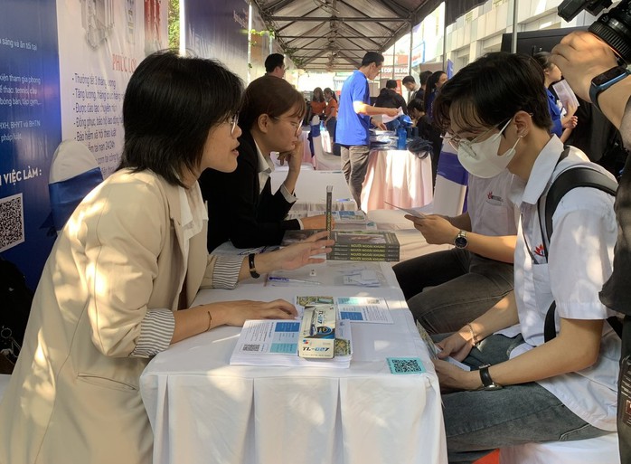 Người thất nghiệp không mặn mà học nghề- Ảnh 1. Người thất nghiệp không mặn mà học nghề- Ảnh 1.