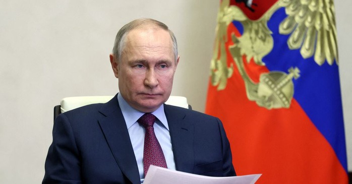 Họp báo quốc tế, Tổng thống Putin nói xung đột với Ukraine "sắp kết thúc"- Ảnh 1. Họp báo quốc tế, Tổng thống Putin nói xung đột với Ukraine "sắp kết thúc"- Ảnh 1.