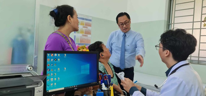 Đưa phòng khám của bệnh viện hạng I về với Bình Chánh - Ảnh 1. Đưa phòng khám của bệnh viện hạng I về với Bình Chánh - Ảnh 1.