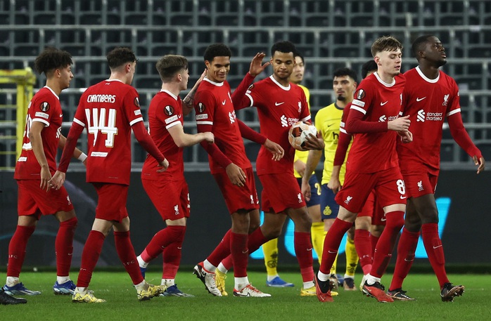 Thua đối thủ vô danh Union Saint-Gilloise, Liverpool vẫn sáng cửa vô địch Europa League- Ảnh 3. Thua đối thủ vô danh Union Saint-Gilloise, Liverpool vẫn sáng cửa vô địch Europa League- Ảnh 3.
