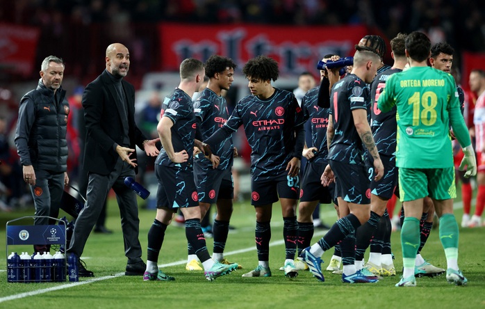 Sao trẻ học viện lập công, Man City lập kỳ tích Champions League- Ảnh 1. Sao trẻ học viện lập công, Man City lập kỳ tích Champions League- Ảnh 1.