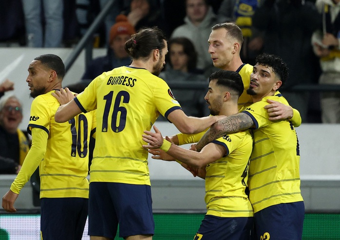 Thua đối thủ vô danh Union Saint-Gilloise, Liverpool vẫn sáng cửa vô địch Europa League- Ảnh 2. Thua đối thủ vô danh Union Saint-Gilloise, Liverpool vẫn sáng cửa vô địch Europa League- Ảnh 2.