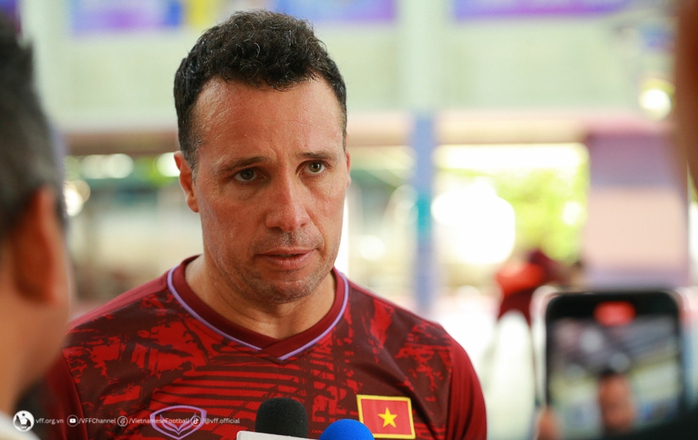 HLV tuyển futsal Việt Nam tự tin trước Thái Lan, Trung Quốc- Ảnh 1. HLV tuyển futsal Việt Nam tự tin trước Thái Lan, Trung Quốc- Ảnh 1.