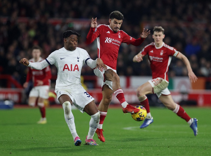 Thắng chủ nhà Nottingham Forest, Tottenham áp sát Top 4 Ngoại hạng- Ảnh 1. Thắng chủ nhà Nottingham Forest, Tottenham áp sát Top 4 Ngoại hạng- Ảnh 1.