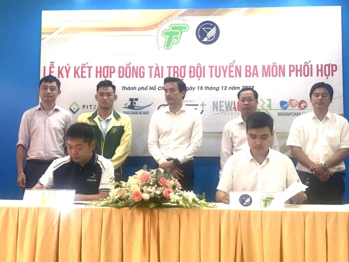 Tuyển Triathlon TP HCM nhận gói tài trợ 2 tỉ đồng- Ảnh 3. Tuyển Triathlon TP HCM nhận gói tài trợ 2 tỉ đồng- Ảnh 3.