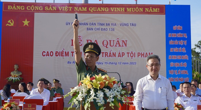 Bà Rịa - Vũng Tàu, Bình Dương quyết trấn áp tội phạm dịp Tết- Ảnh 5. Bà Rịa - Vũng Tàu, Bình Dương quyết trấn áp tội phạm dịp Tết- Ảnh 5.