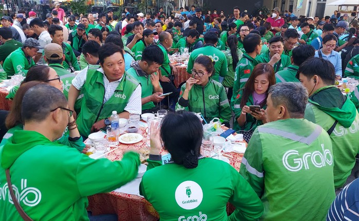 Một doanh nghiệp tại quận Bình Tân, TP HCM thưởng Tết cao nhất 250 triệu đồng/người- Ảnh 3. Một doanh nghiệp tại quận Bình Tân, TP HCM thưởng Tết cao nhất 250 triệu đồng/người- Ảnh 3.