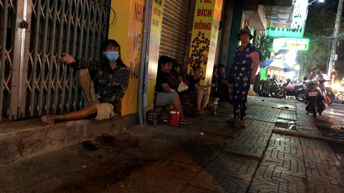 Lật tẩy chiêu trò "trục lợi tình thương": Bí kíp "hành nghề"- Ảnh 2. Lật tẩy chiêu trò "trục lợi tình thương": Bí kíp "hành nghề"- Ảnh 2.