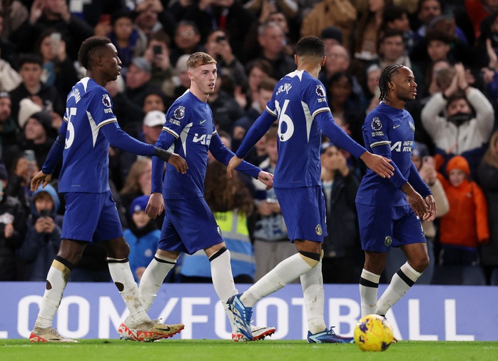 Man City hụt hơi khó ngờ, Chelsea và Newcastle bùng nổ dữ dội vòng 17- Ảnh 6. Man City hụt hơi khó ngờ, Chelsea và Newcastle bùng nổ dữ dội vòng 17- Ảnh 6.