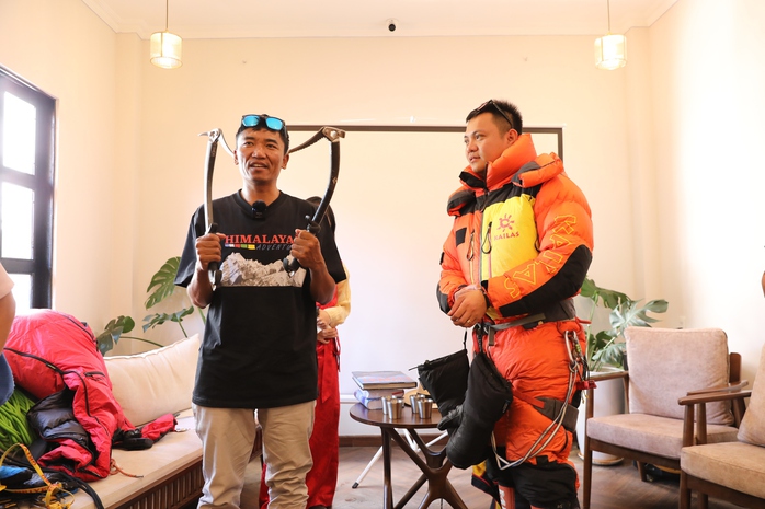 "Truyền lửa" cho giấc mơ chinh phục Everest của người Việt- Ảnh 3. "Truyền lửa" cho giấc mơ chinh phục Everest của người Việt- Ảnh 3.
