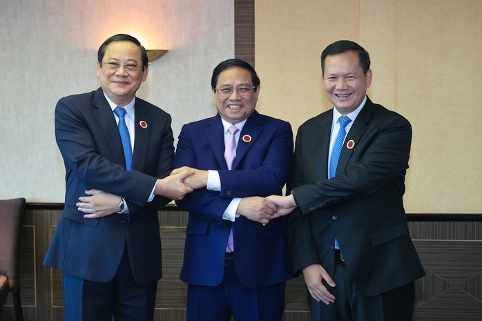 Triển khai cơ chế họp 3 Thủ tướng Việt Nam, Lào, Campuchia- Ảnh 1. Triển khai cơ chế họp 3 Thủ tướng Việt Nam, Lào, Campuchia- Ảnh 1.