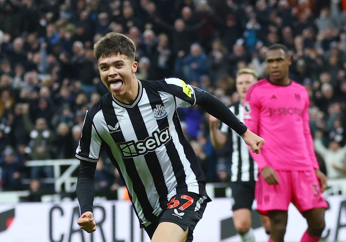 Man City hụt hơi khó ngờ, Chelsea và Newcastle bùng nổ dữ dội vòng 17- Ảnh 8. Man City hụt hơi khó ngờ, Chelsea và Newcastle bùng nổ dữ dội vòng 17- Ảnh 8.