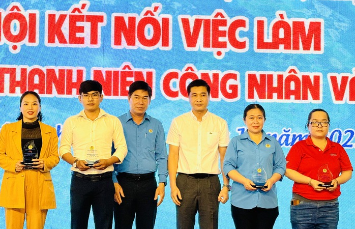Ngày hội giới thiệu việc làm lớn nhất TP HCM cần tuyển 20.000 vị trí- Ảnh 2. Ngày hội giới thiệu việc làm lớn nhất TP HCM cần tuyển 20.000 vị trí- Ảnh 2.