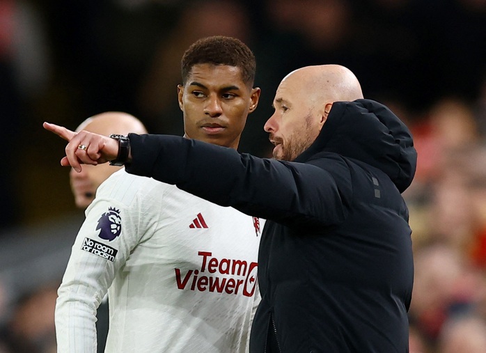 Hòa kiên cường Liverpool, Man United làm nức lòng người hâm mộ - Ảnh 2. Hòa kiên cường Liverpool, Man United làm nức lòng người hâm mộ - Ảnh 2.