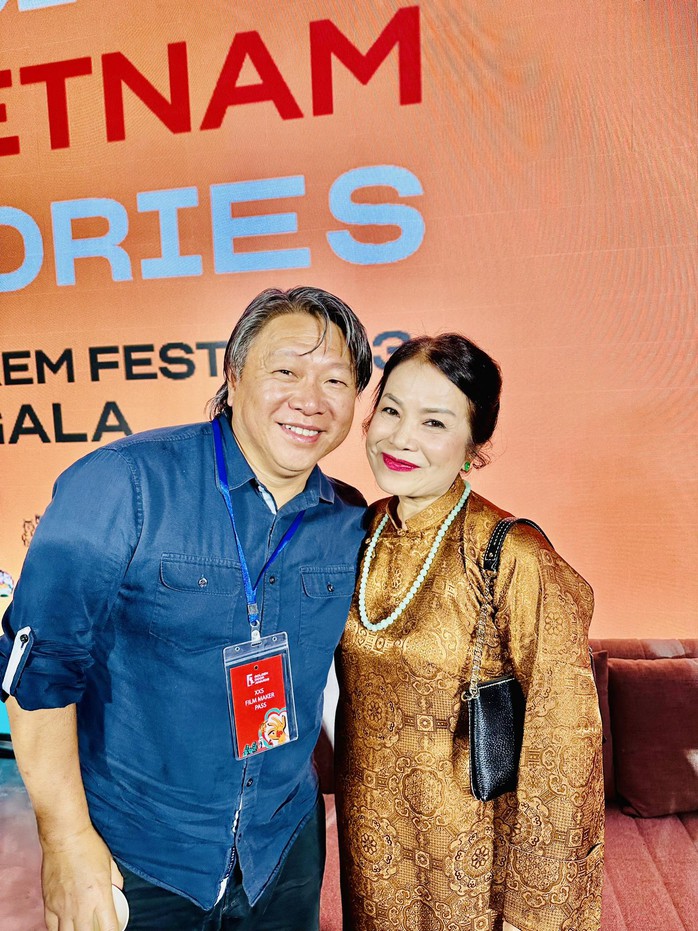 NSƯT Minh Trang xúc động trước nỗ lực của đạo diễn Catherine T. Nguyen- Ảnh 5. NSƯT Minh Trang xúc động trước nỗ lực của đạo diễn Catherine T. Nguyen- Ảnh 5.