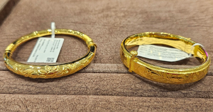 Đầu năm Giáp Thìn nên mua vàng SJC hay vàng nhẫn?- Ảnh 1. Đầu năm Giáp Thìn nên mua vàng SJC hay vàng nhẫn?- Ảnh 1.