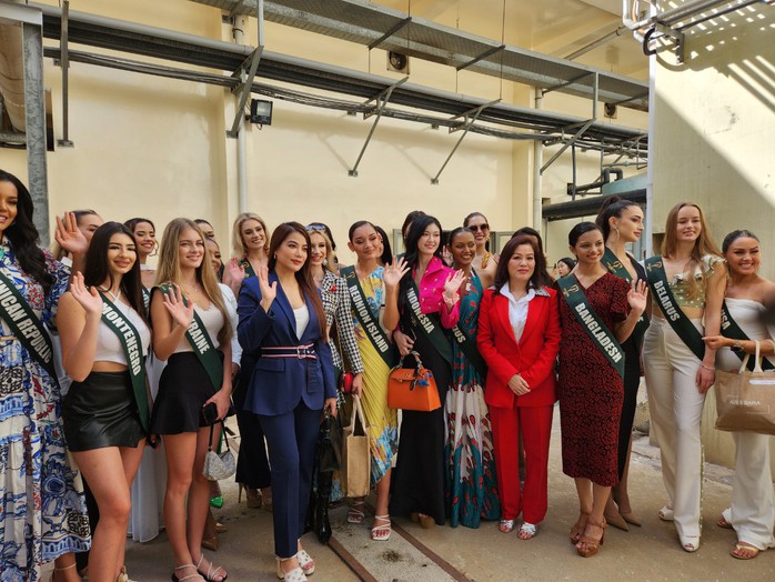 Thí sinh Miss Earth 2023 tham quan VWS- Ảnh 5. Thí sinh Miss Earth 2023 tham quan VWS- Ảnh 5.