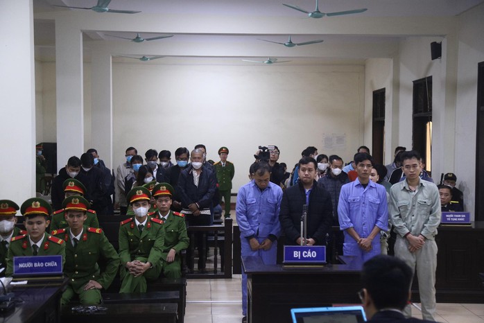 "Ông trùm" tại TP HCM mua bán hoá đơn gần 64.000 tỉ đồng- Ảnh 1. "Ông trùm" tại TP HCM mua bán hoá đơn gần 64.000 tỉ đồng- Ảnh 1.