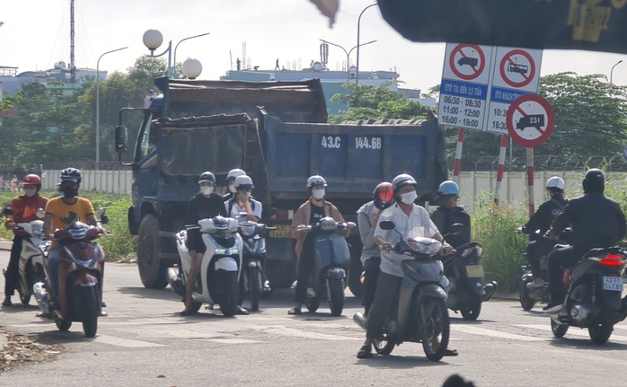 Vụ bãi xà bần không phép ở Đà Nẵng: “Tối hậu thư” cho công ty vi phạm- Ảnh 3. Vụ bãi xà bần không phép ở Đà Nẵng: “Tối hậu thư” cho công ty vi phạm- Ảnh 3.