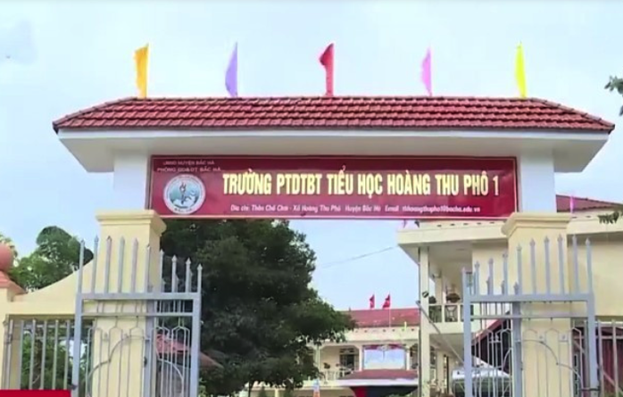 Vụ 11 học sinh ăn 2 gói mì tôm chan cơm: Học sinh đã được ăn đúng khẩu phần- Ảnh 1. Vụ 11 học sinh ăn 2 gói mì tôm chan cơm: Học sinh đã được ăn đúng khẩu phần- Ảnh 1.