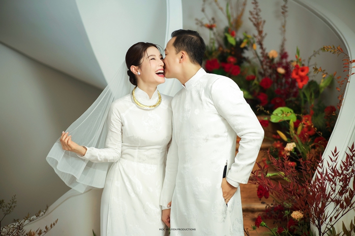Diễm My 9X chưa từng nghĩ sẽ đám cưới
- Ảnh 3. Diễm My 9X chưa từng nghĩ sẽ đám cưới
- Ảnh 3.