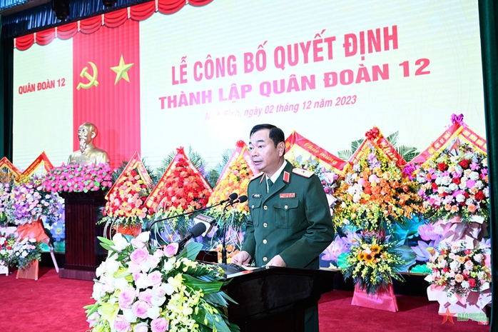 Thành lập Quân đoàn 12, giải thể Quân đoàn 1 và Quân đoàn 2- Ảnh 3.