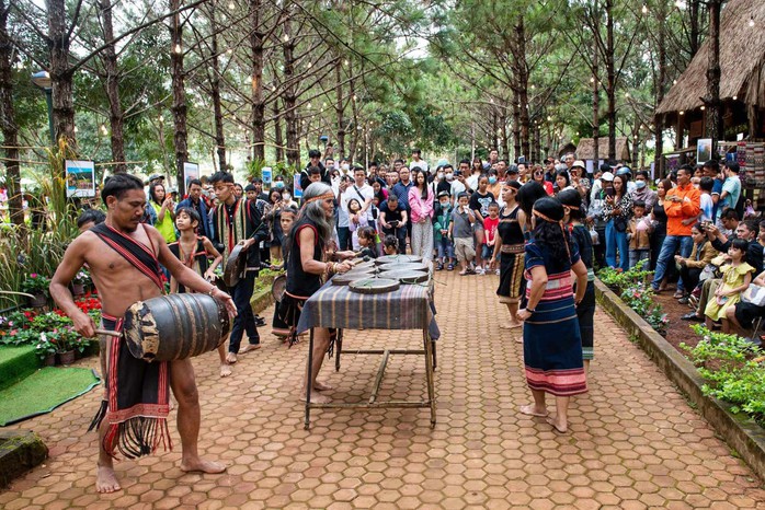 Măng Đen chuyển mình nhờ du lịch- Ảnh 2. Măng Đen chuyển mình nhờ du lịch- Ảnh 2.
