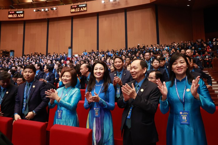 Tổng Bí thư Nguyễn Phú Trọng dự và chỉ đạo Đại hội XIII Công đoàn Việt Nam- Ảnh 4. Tổng Bí thư Nguyễn Phú Trọng dự và chỉ đạo Đại hội XIII Công đoàn Việt Nam- Ảnh 4.