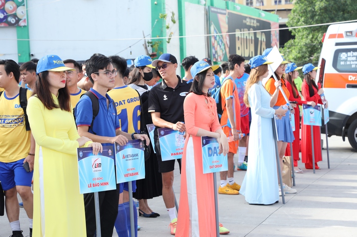 Khởi tranh giải bóng đá Hiệp hội Doanh nghiệp TP HCM lần thứ 5 năm 2023- Ảnh 3. Khởi tranh giải bóng đá Hiệp hội Doanh nghiệp TP HCM lần thứ 5 năm 2023- Ảnh 3.