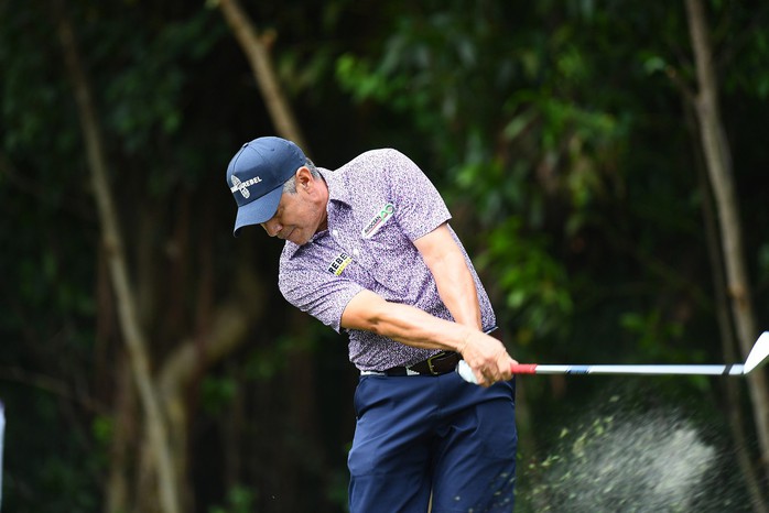 Golfer Adilson da Silva vô địch Vinpearl DIC Legends Việt Nam 2023- Ảnh 4. Golfer Adilson da Silva vô địch Vinpearl DIC Legends Việt Nam 2023- Ảnh 4.