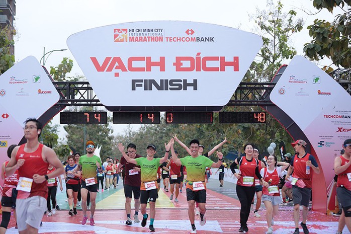 Chạy bộ: Sự lan tỏa tích cực về sức khỏe và tinh thần “Vượt trội hơn mỗi ngày”- Ảnh 2.
