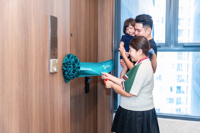Masterise Homes liên tiếp bàn giao các dự án đẳng cấp
- Ảnh 1. Masterise Homes liên tiếp bàn giao các dự án đẳng cấp
- Ảnh 1.
