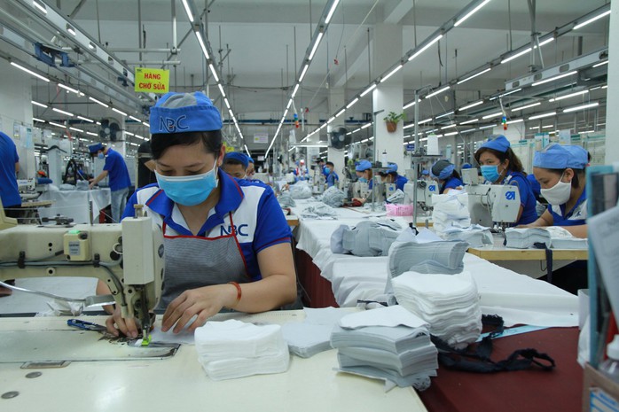 Ép người lao động đi làm Tết Dương lịch sẽ bị phạt tiền- Ảnh 1. Ép người lao động đi làm Tết Dương lịch sẽ bị phạt tiền- Ảnh 1.